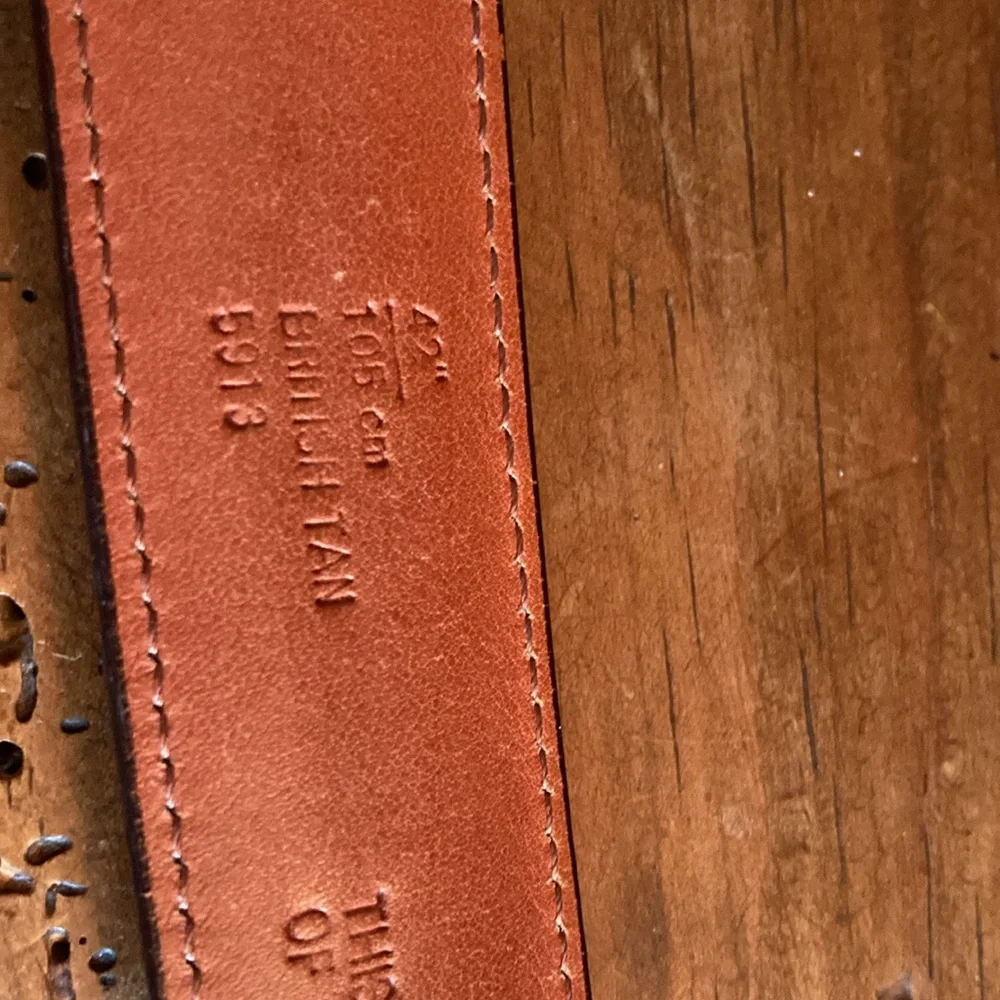 Coach British Tan Leather Classic Belt Size 42”.